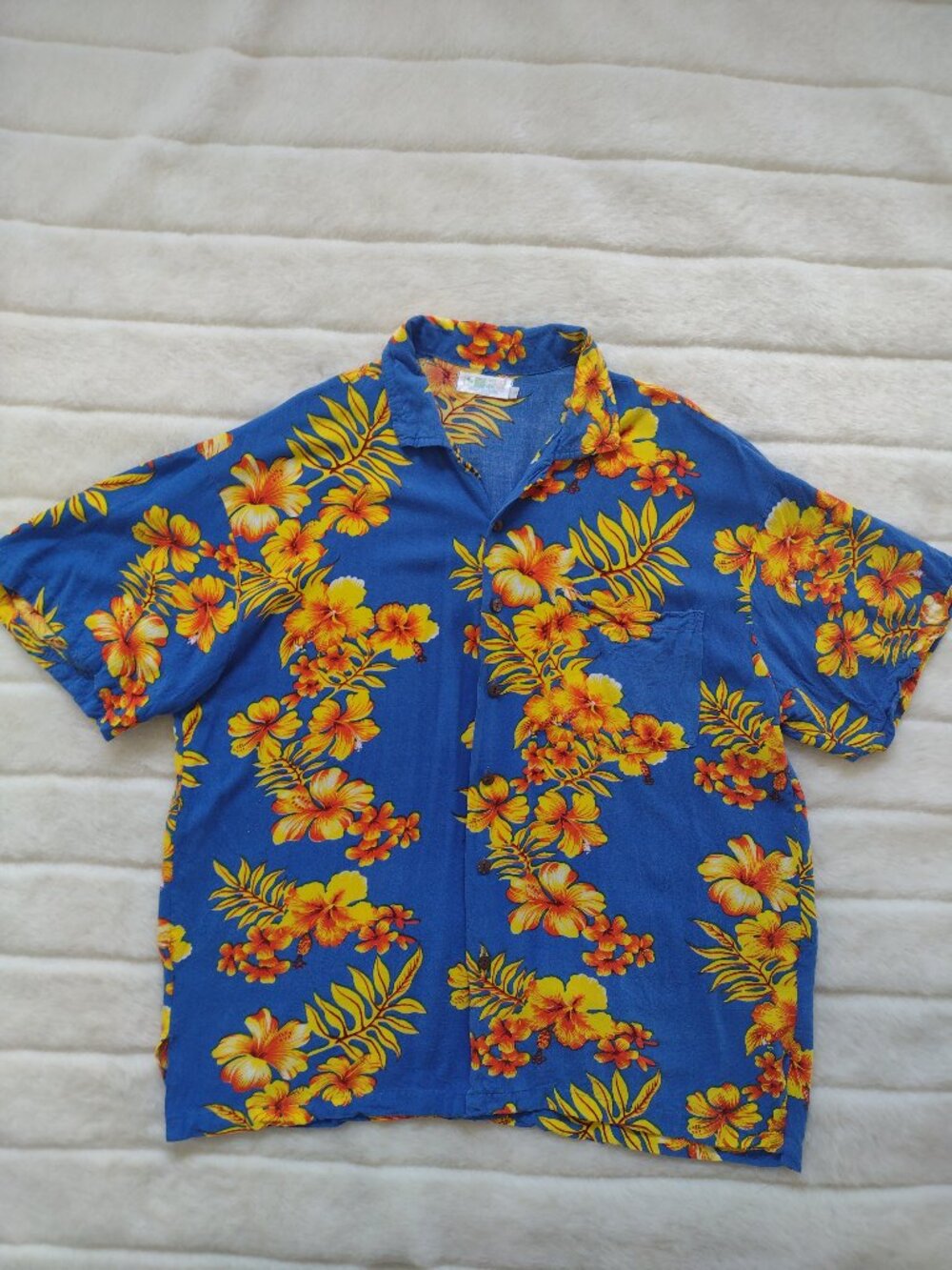 India Boutique Men's Hawaiian Button Down Camp Shirt Large Blue Orange Floral